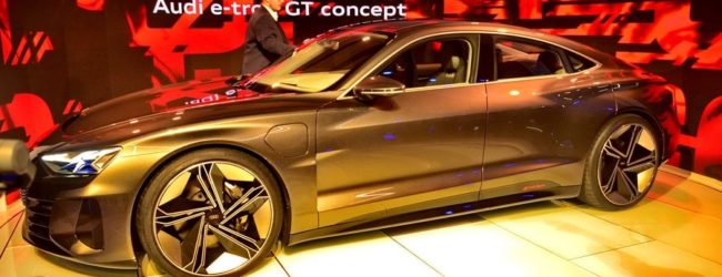 Audi представила новый электрокар Audi E-tron GT