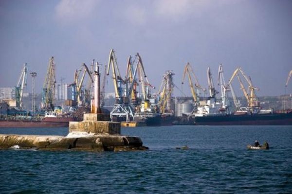 Бердянский морской порт работает в штатном режиме