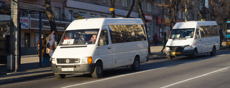 Запорожский суд не вернул прежние тарифы на проезд в маршрутках на время разбирательства