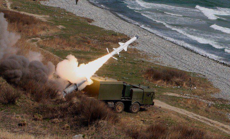 В аннексированном Крыму проводят обучение ракетных комплексов флота РФ