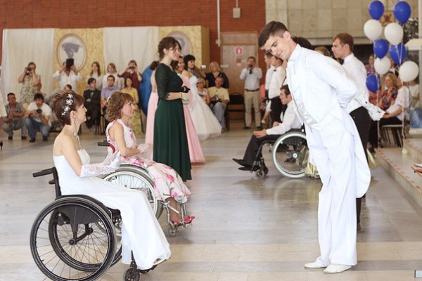 В Запорожской области состоится бал для людей с инвалидностью