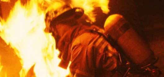 В Запорожье произошёл пожар на теплотрассе: есть погибшие