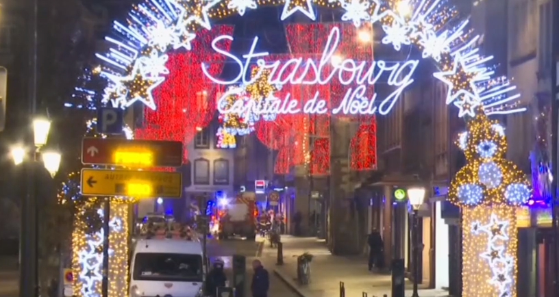 В центре Страсбурга открыли стрельбу: один человек убит и десять ранены