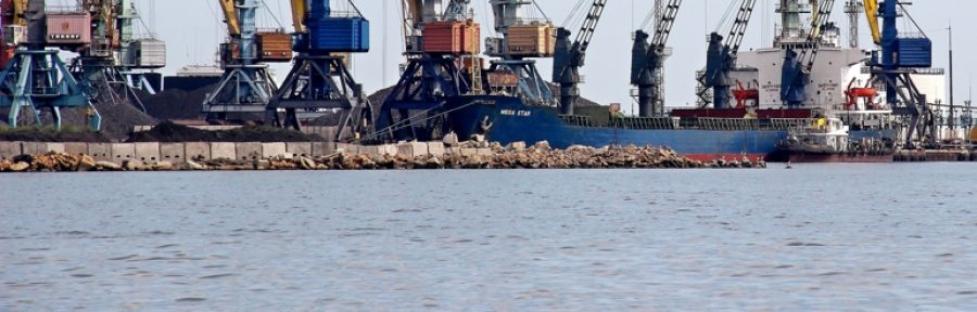 Возобновилось движение судов через Керченский пролив в порты Бердянска и Мариуполя – Индустриалка