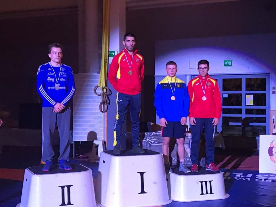 Запорожский спортсмен завоевал бронзу на международном турнире по борьбе