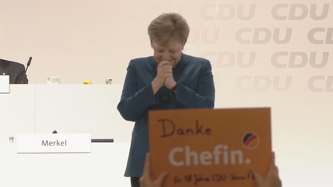 Канцлер Германии зачитала прощальную речь на съезде своей партии