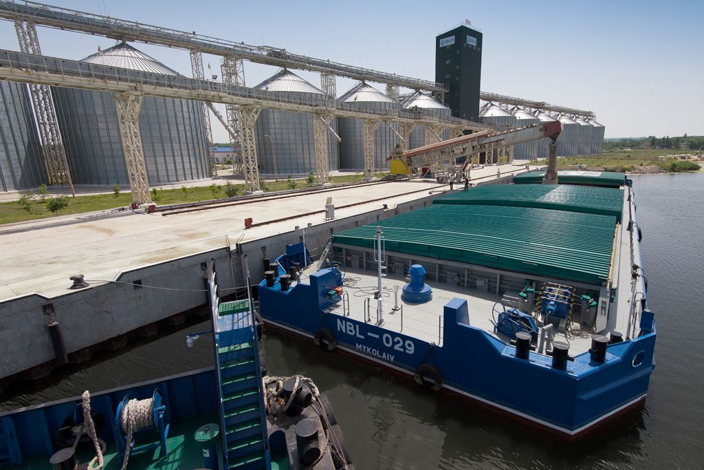 Компания “Нибулон” планирует построить в Херсонской области речной порт