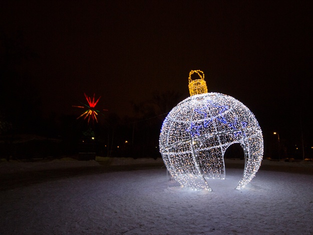 Новый год к нам мчится: на бульваре Шевченко установят огромный шар