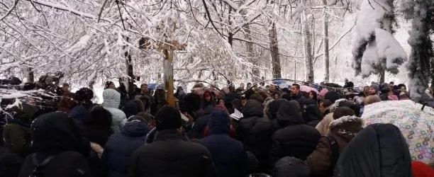 Сторонники УПЦ МП устроили митинг под Верховной Радой