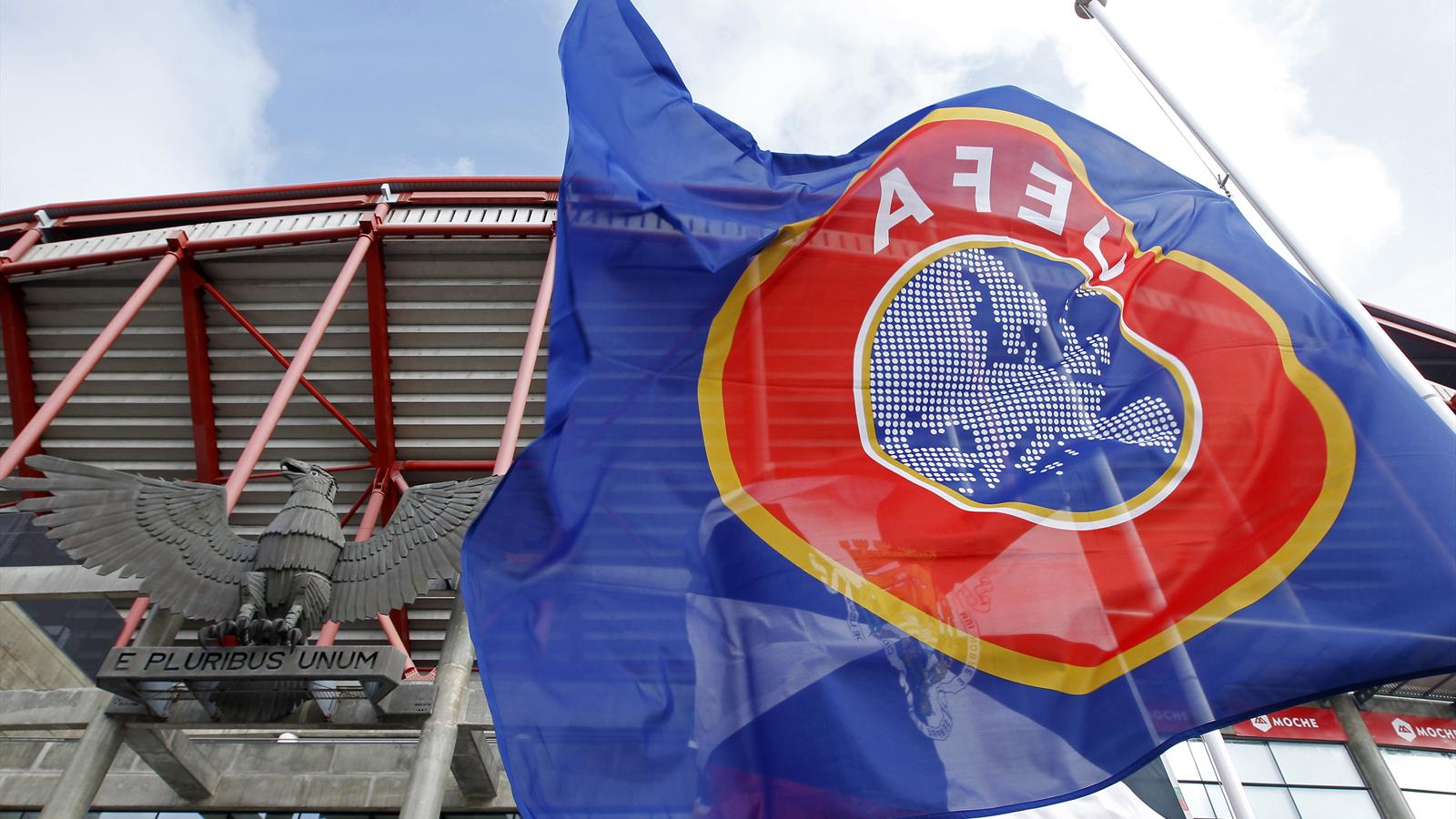УЕФА запретило проводить футбольные матчи в областях с военным положением