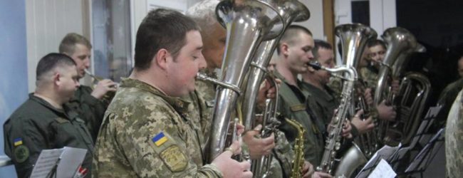 В запорожском аэропорту состоялся концерт-реквием в память о военнослужащих 
