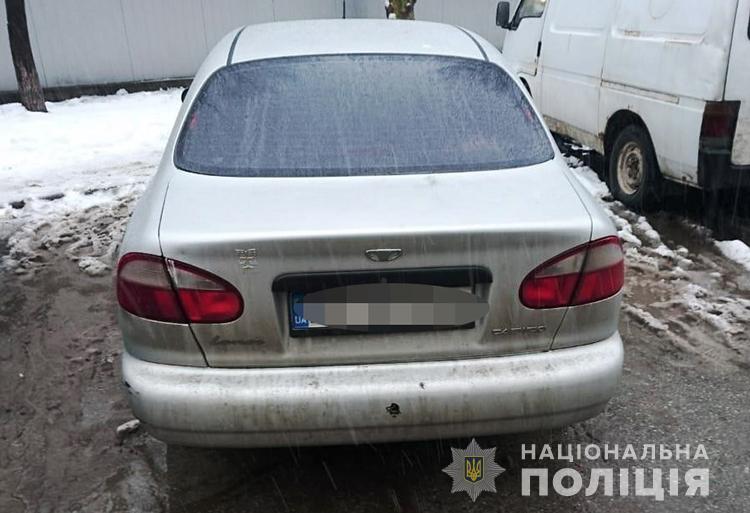 иностранец занимался кражами из авто в Запорожье