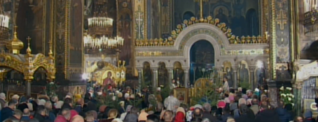 Рождественское богослужение: во Владимирском соборе собрались сотни украинцев
