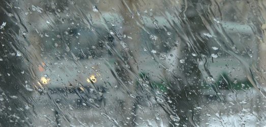Синоптики предупредили о сильном дожде и гололедице в Запорожье
