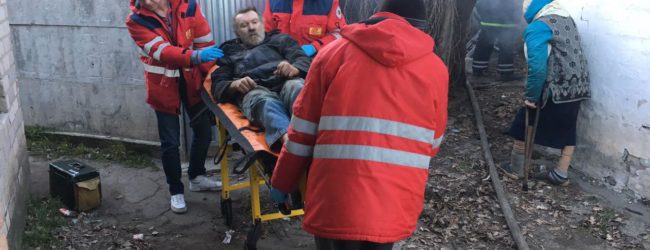 В Мелитополе во время пожара спасли двух пожилых людей (ФОТО)