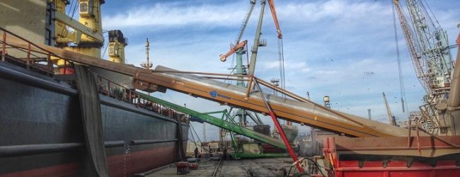 В Мининфраструктуры предлагают убрать бюджетные отчисления с порта Бердянск