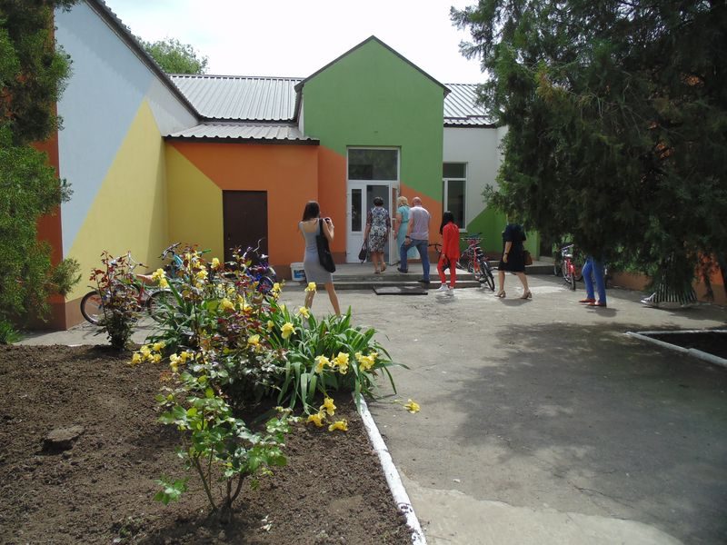 школа в селе Раздол