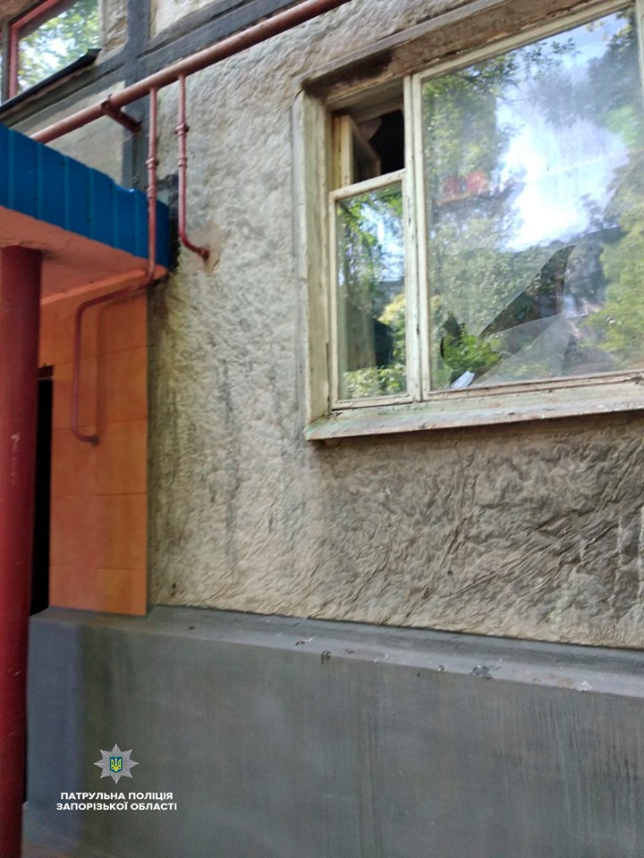Житель Запорожья разгромил соседям квартиру из-за чрезмерной раздражительности (ФОТО)