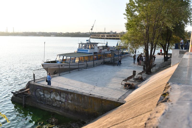 В Запорожье запустили речные перевозки между двумя берегами