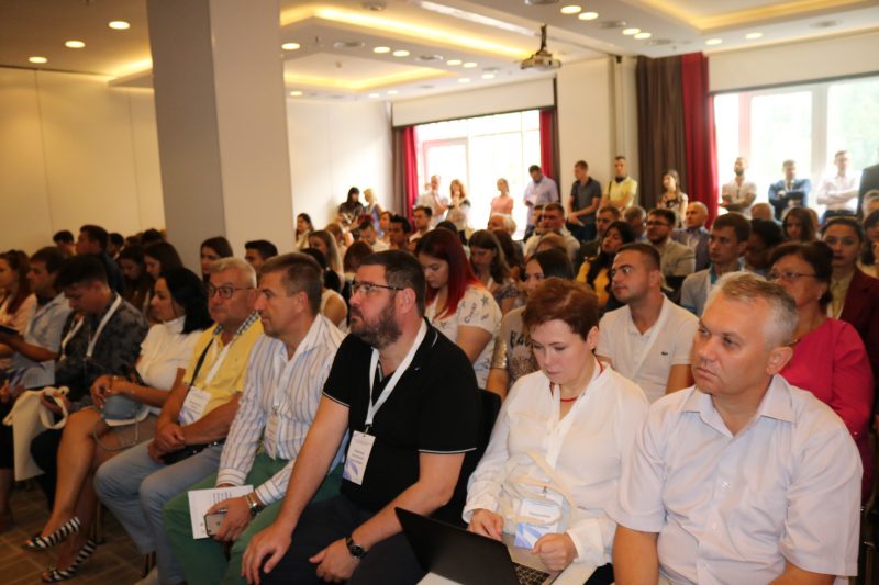 В Запорожье проходит научная конференция с участием ведущих онкологов Украины.