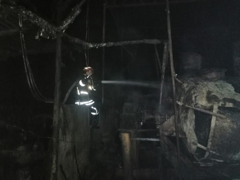 В селе Задорожное произошел пожар на промышленной площадке маслобойни