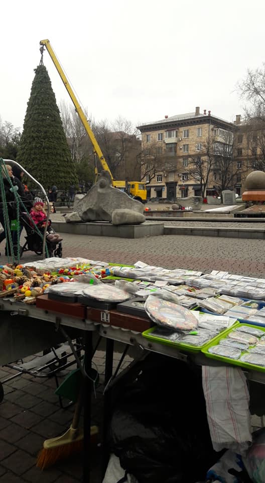 Новогоднюю елку на площади Маяковского установят на Фонтане жизни