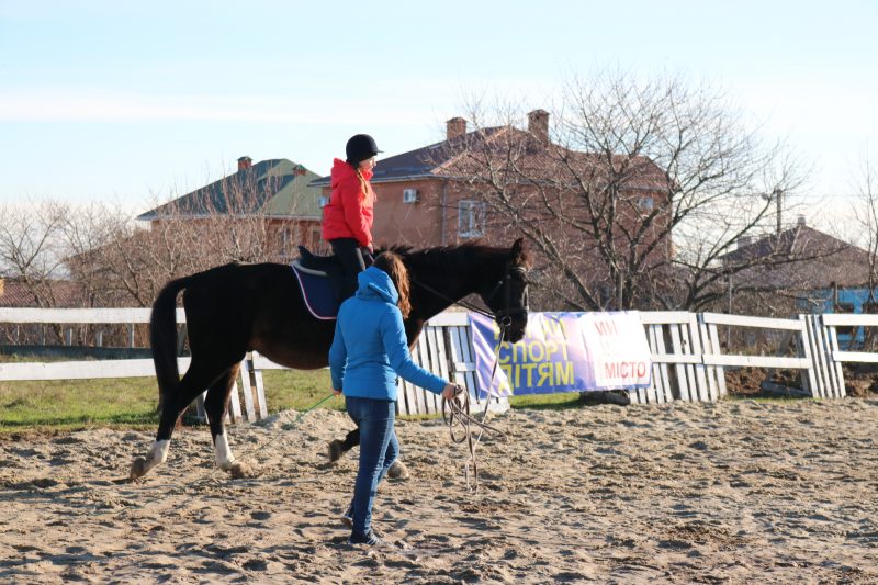 В Запорожье рассказали, почему конный спорт полезен детям