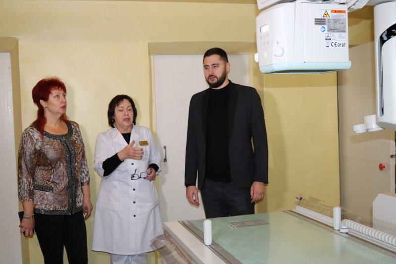 Сегодня в больнице с рабочей поездкой побывал заместитель мэра Запорожья Анатолий Пустоваров