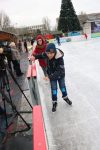 Дети опробовали лёд катка