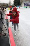 Дети опробовали лёд катка