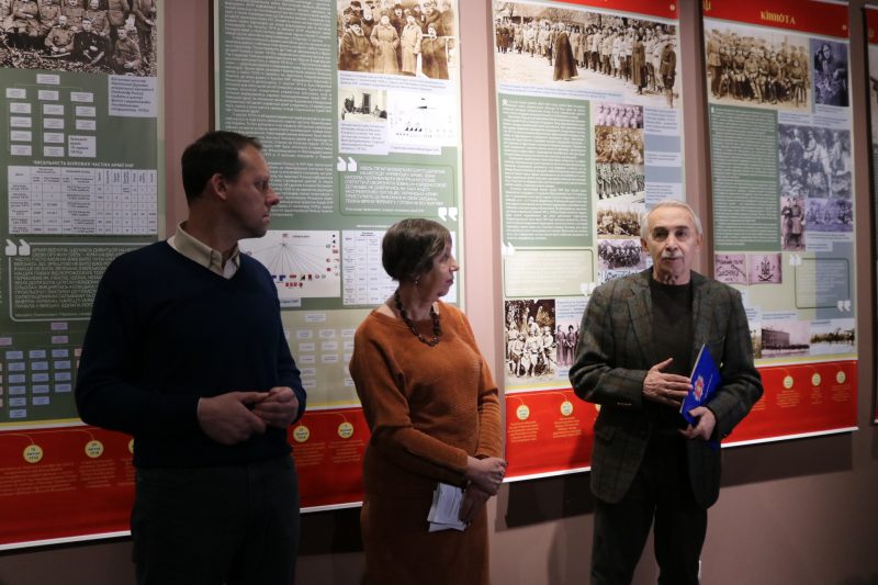 В запорожском музее показали каким было украинское войско сто лет назад