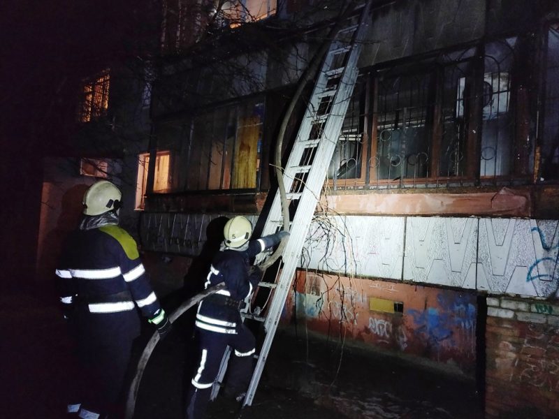 Многоэтажка горела в Днепровском районе