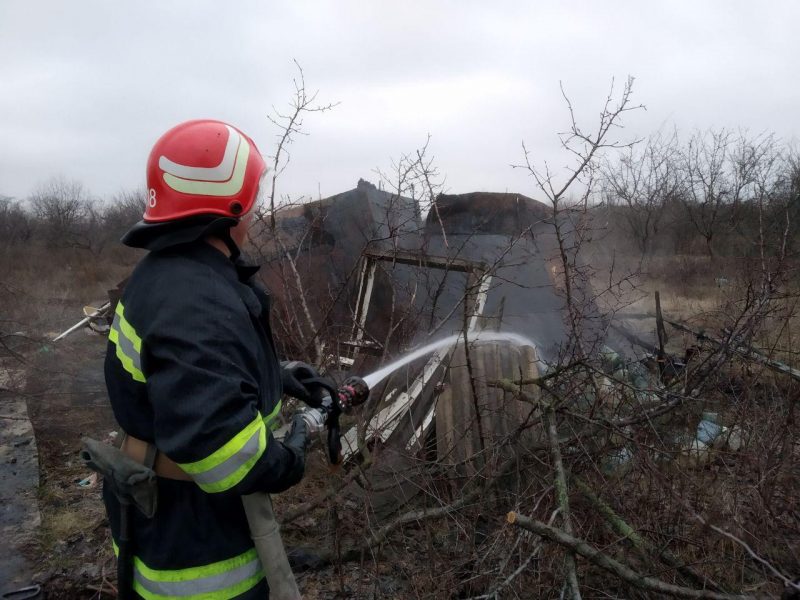 Пожар на дачах в Матвеевке