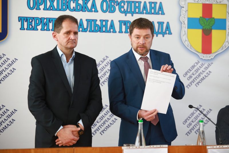 Председатель Запорожской ОГА Виталий Туринок представил главу Ореховского района
