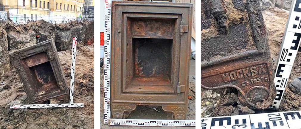 История одного преступления: в центре Москвы найден старинный сейф со следами взлома