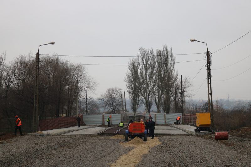 Как в Запорожье продвигается ремонт аварийного путепровода