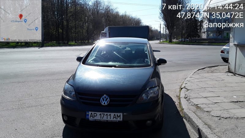 В Днепровском районе водитель припарковался с нарушениями