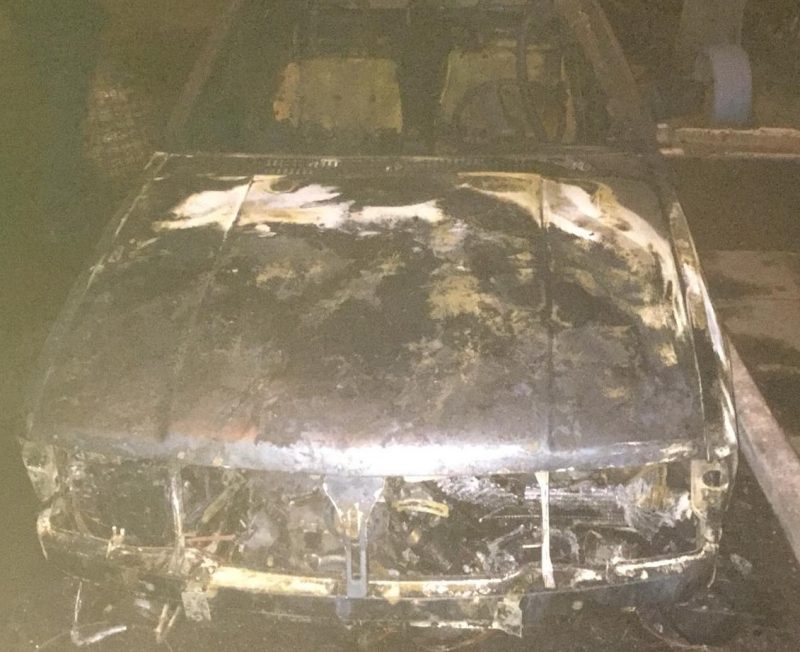 Два автомобиля горели в Запорожье и Васильевке