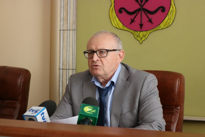 советник мэра Валерий Эделев