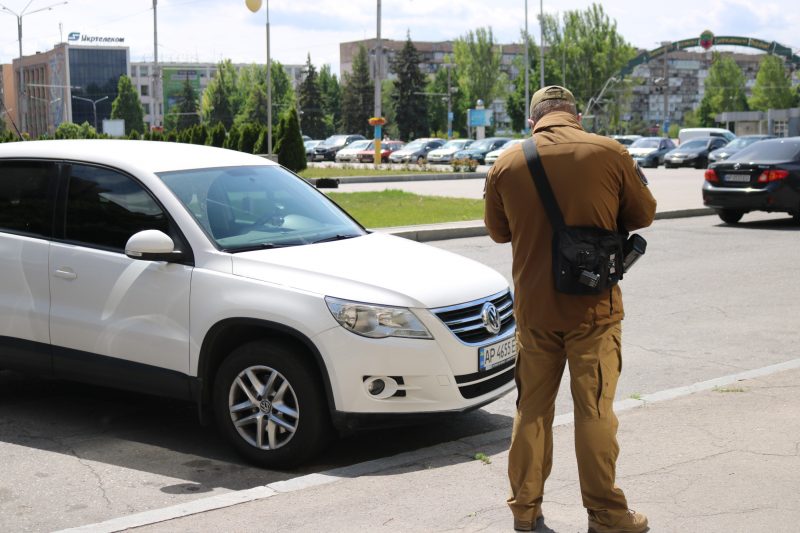 Во время карантина в Запорожье за незаконную парковку штрафовали даже судей и чиновников