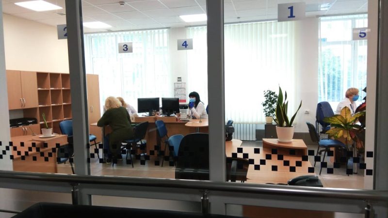 В Запорожье в центрах предоставления админуслуг возобновили прием граждан