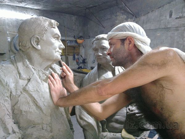 скульптор Борис Чак