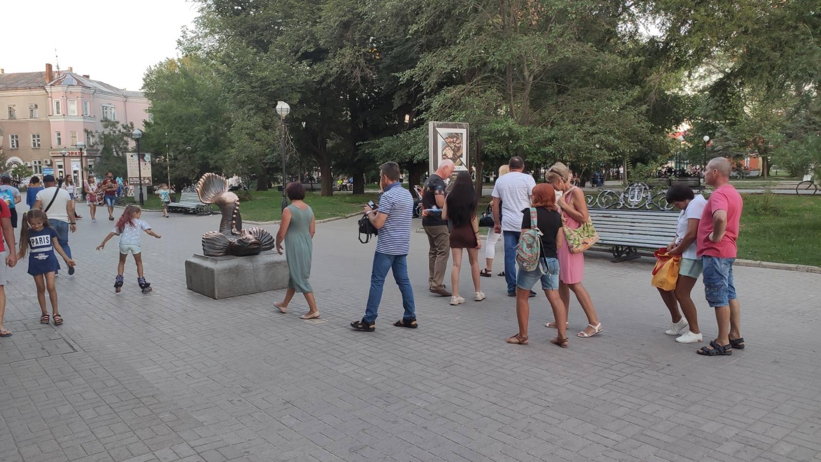 Бычок-кормилец отвернулся от Бердянска - что случилось с памятником после ДТП с зерновозом?
