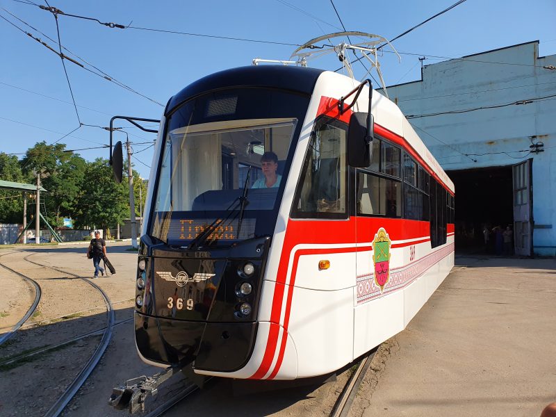 Запорожский трамвай в новом дизайне