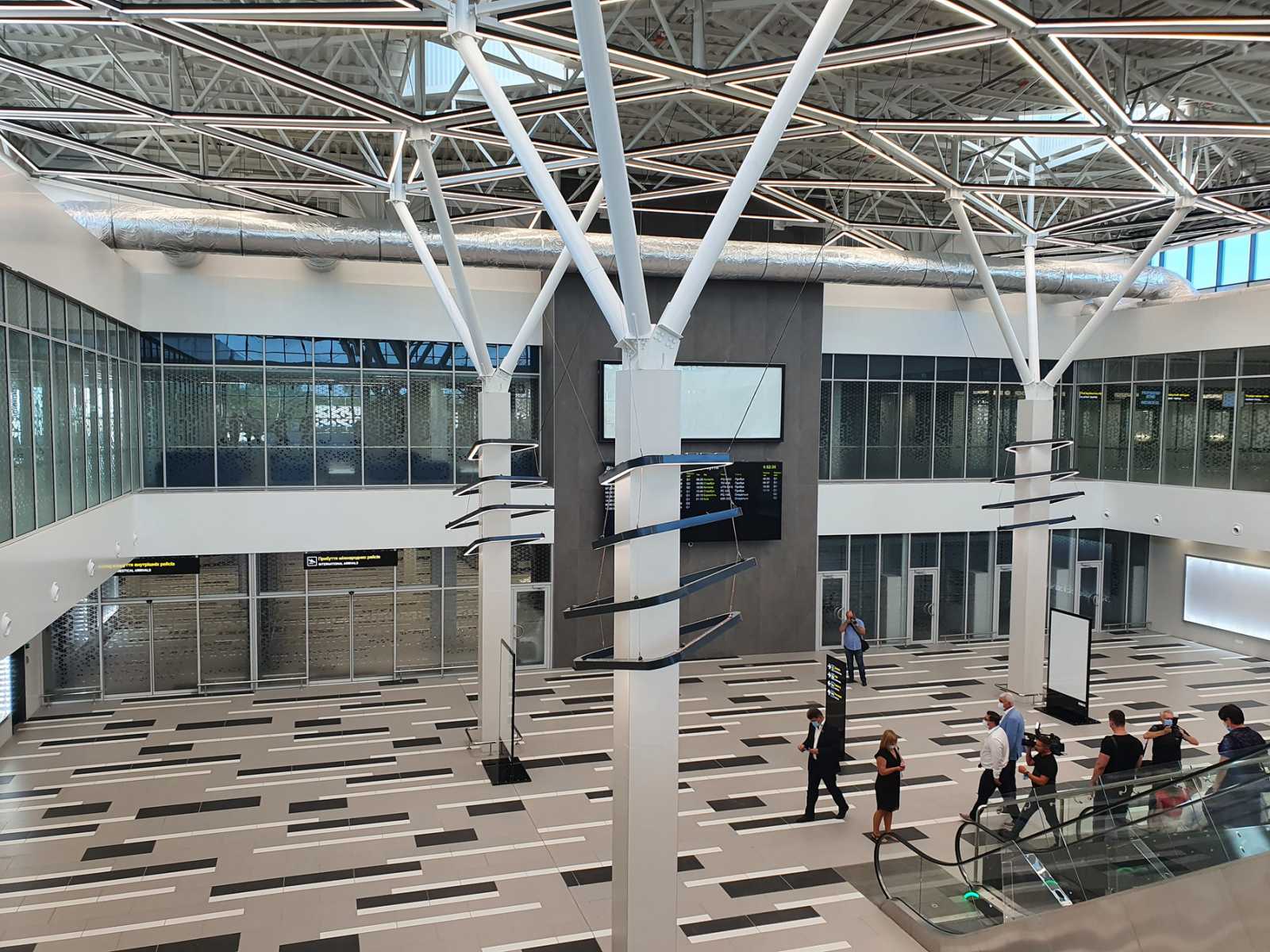 Пиар Буряка обходится городу дорого, - Виталий Тишечко прокомментировал открытие нового терминала в аэропорту «Запорожье»