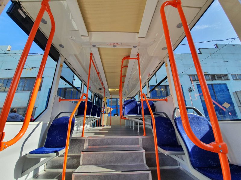 В Запорожье на маршрут вышел новый европейский трамвай