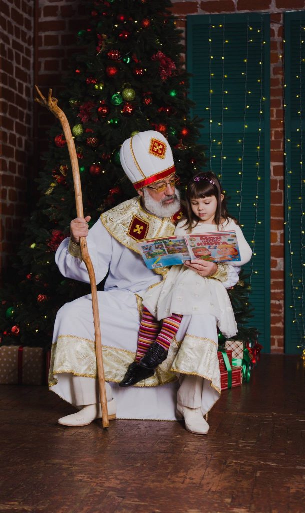 Святий Миколай розповів, які подарунки просять запорізькі діти на свято