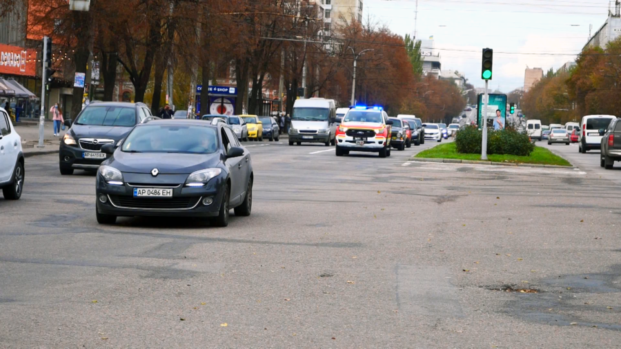В Запорожье снова заметили спецавтомобили с громкоговорителями: причина (ВИДЕО)