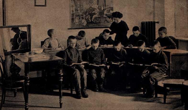 Как в Запорожье выглядело уникальное училище для глухонемых, открытое более ста лет назад