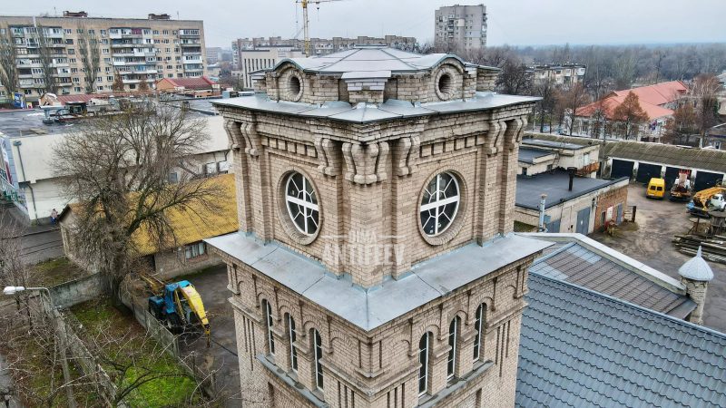 Как выглядит здание первой электростанции Запорожья с высоты - фото 